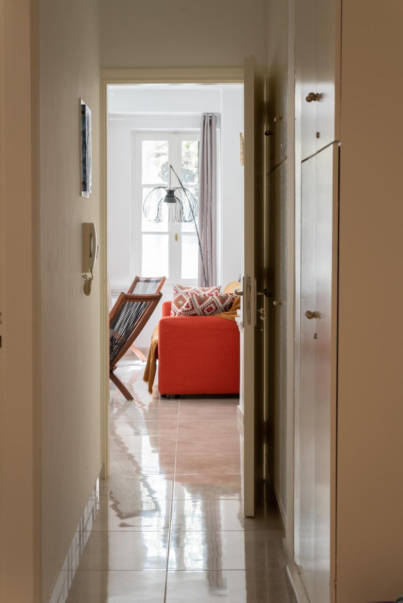 Psiri Gem From In Vivo Apartments- Spacious 1St Floor Apartment With Balcony In Athens' Historic Center Eksteriør billede